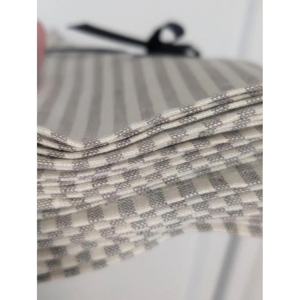 Crown Linen Designs European Linen Striped Napkins Set of 4 NEW Gray/Ivory